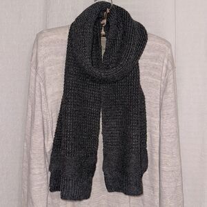 Ryan Seacrest Distinction Charcoal Gray Knit Scarf